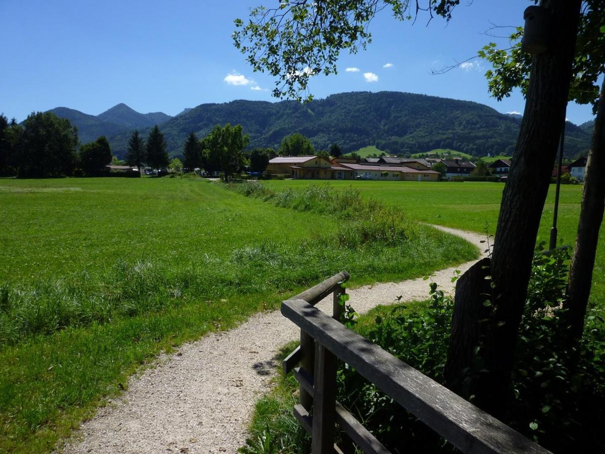 Zwischen Chiemsee Und Bergen Ug Bernau am Chiemsee Eksteriør bilde